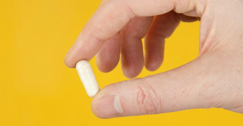 Vitamine D et risque de chutes : les méga-essais révèlent des résultats inattendus chez les personnes âgées