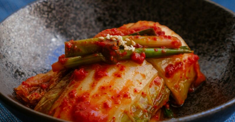 Kimchi fermenté : un aliment traditionnel aux bénéfices métaboliques prometteurs
