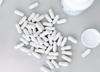 white medication capsules