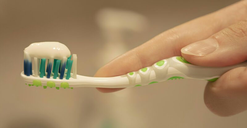 Le fluor : un neurotoxique sous-estimé au cœur du débat sur la santé publique